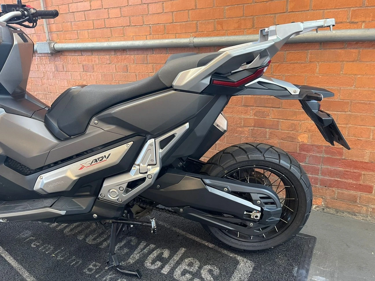 HONDA X-ADV