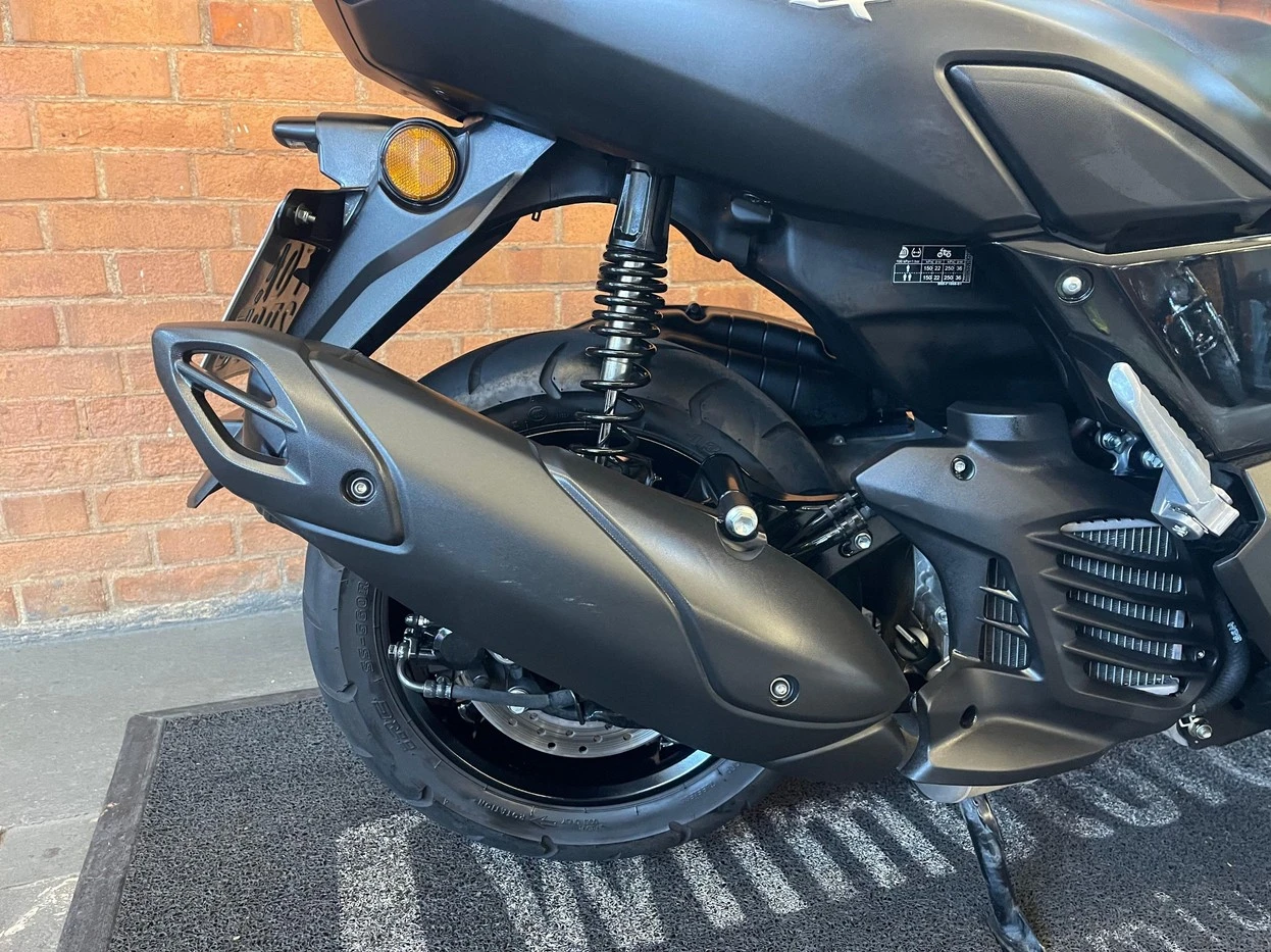 YAMAHA NMAX 160 ABS
