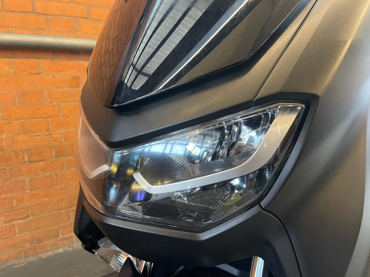 YAMAHA NMAX 160 ABS