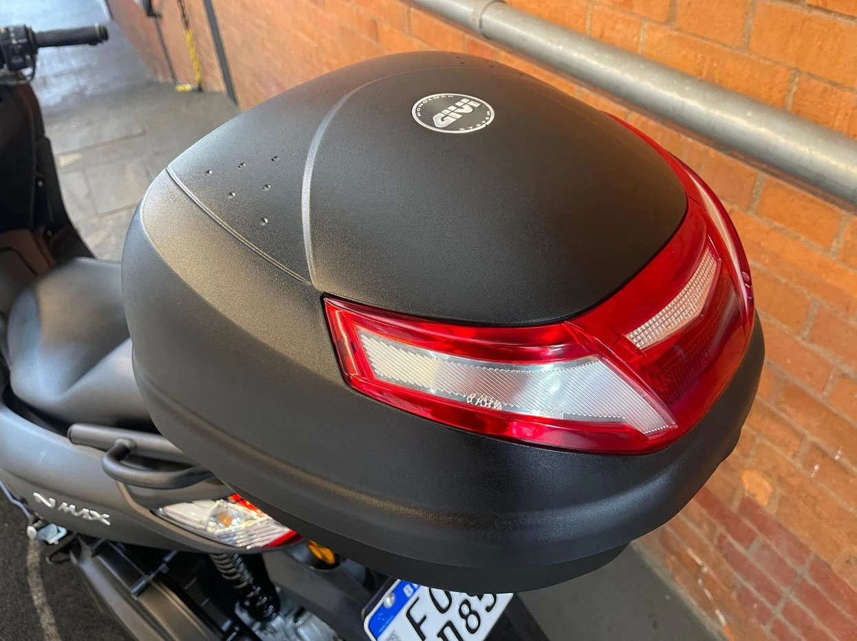 YAMAHA NMAX 160 ABS