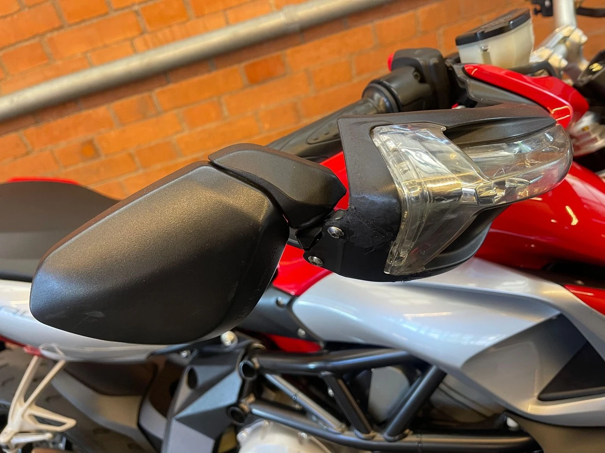 MV AGUSTA RIVALE 800