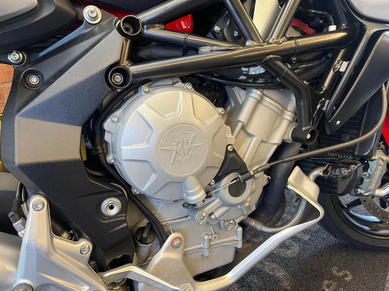 MV AGUSTA RIVALE 800