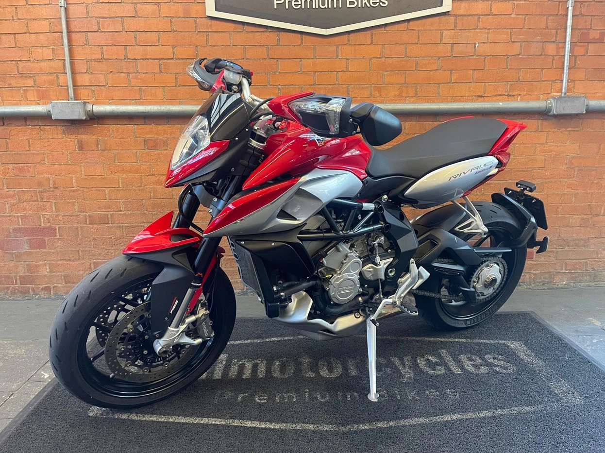 MV AGUSTA RIVALE 800