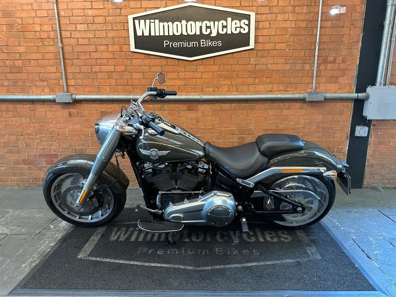 HARLEY-DAVIDSON SOFTAIL FAT BOY 114