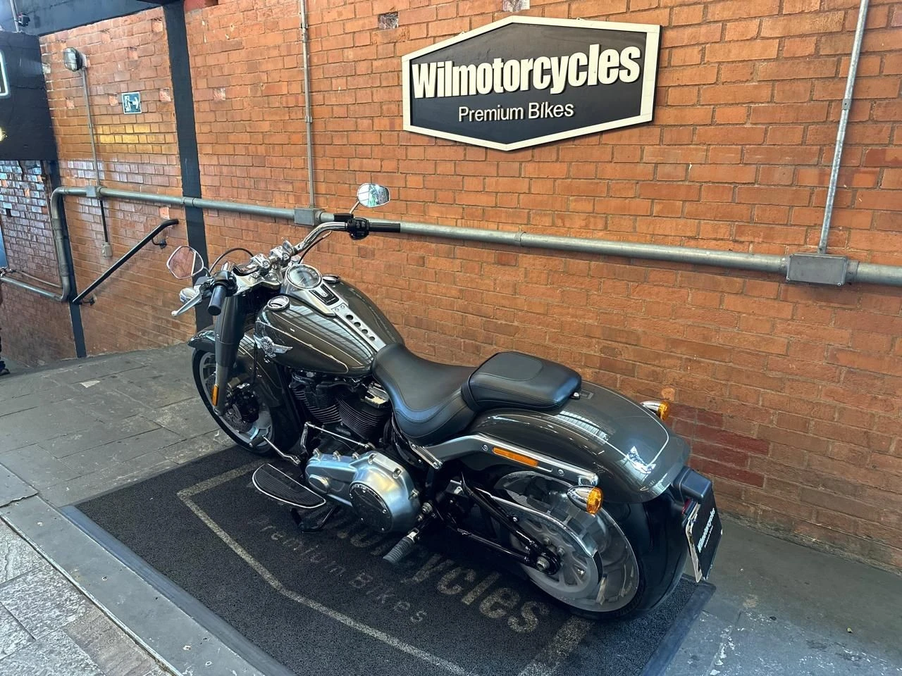 HARLEY-DAVIDSON SOFTAIL FAT BOY 114