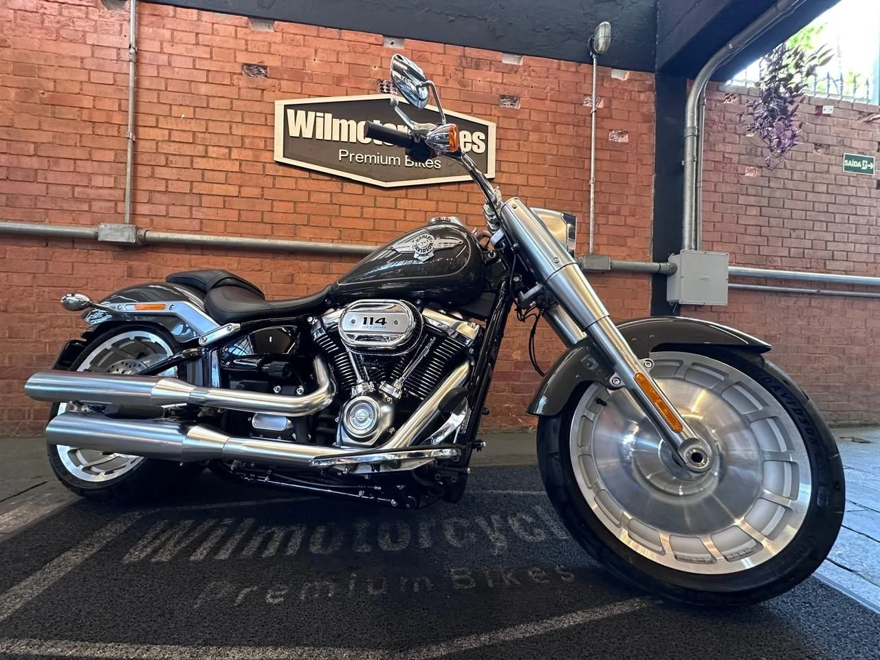 HARLEY-DAVIDSON SOFTAIL FAT BOY 114