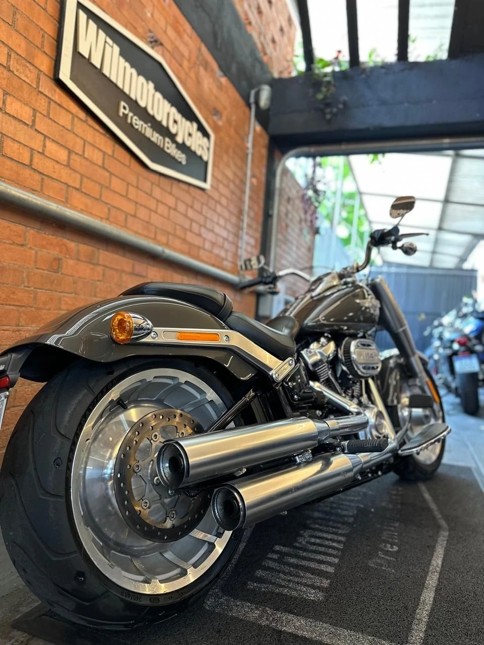 HARLEY-DAVIDSON SOFTAIL FAT BOY 114