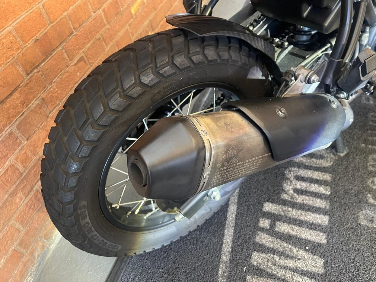 ROYAL ENFIELD HIMALAYAN