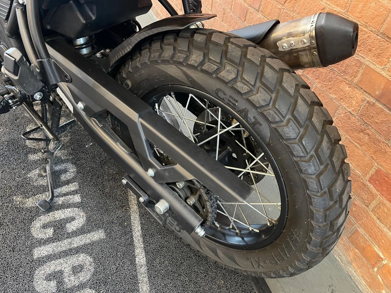 ROYAL ENFIELD HIMALAYAN