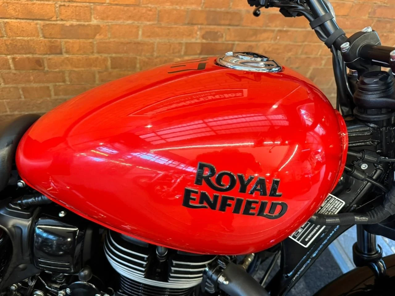 ROYAL ENFIELD METEOR 350 FIREBALL