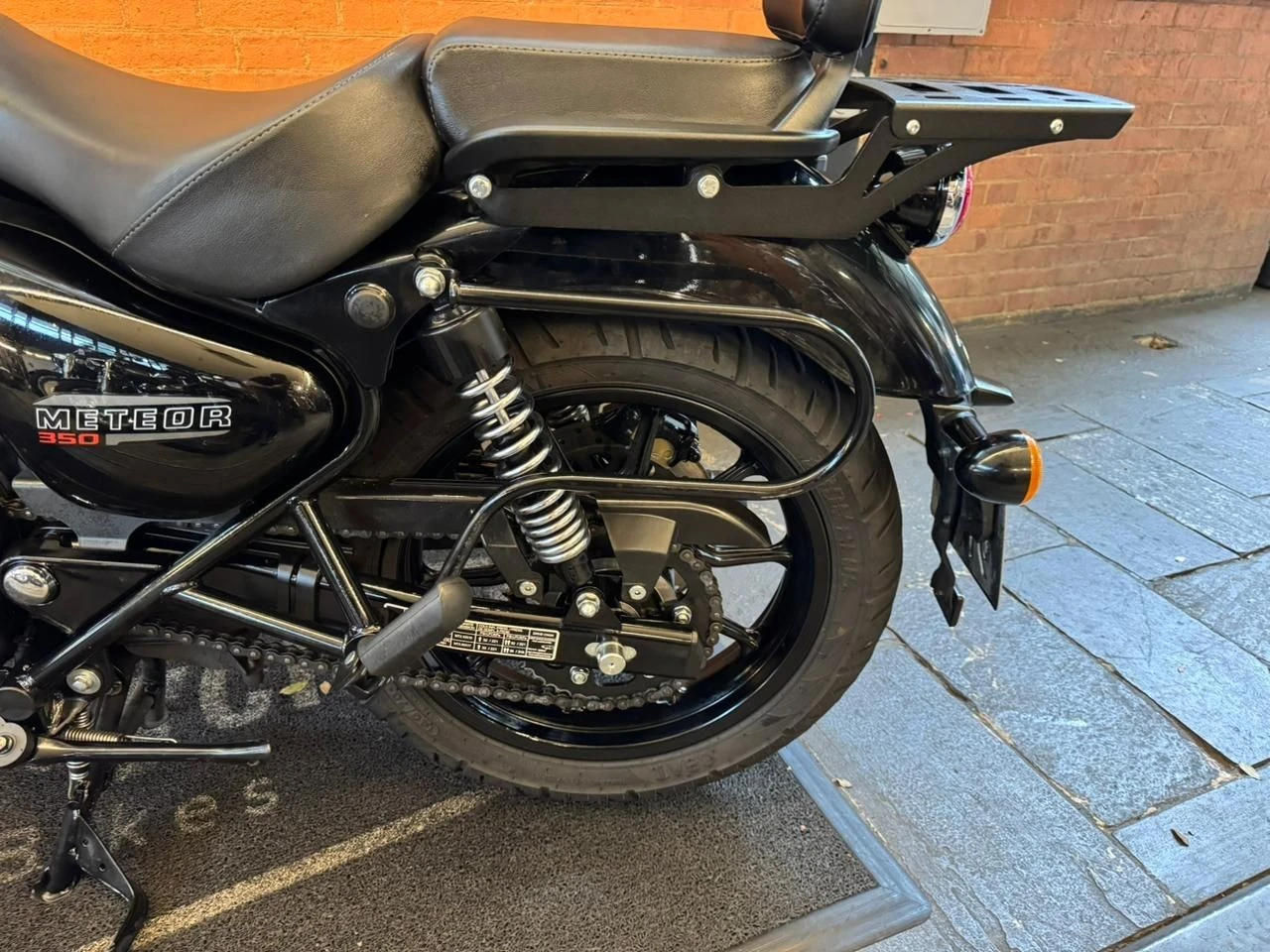 ROYAL ENFIELD METEOR 350 FIREBALL