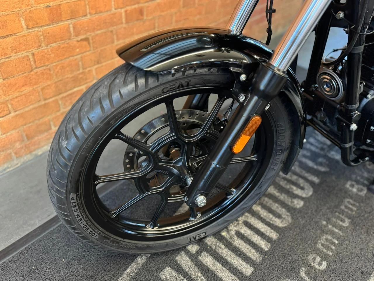 ROYAL ENFIELD METEOR 350 FIREBALL