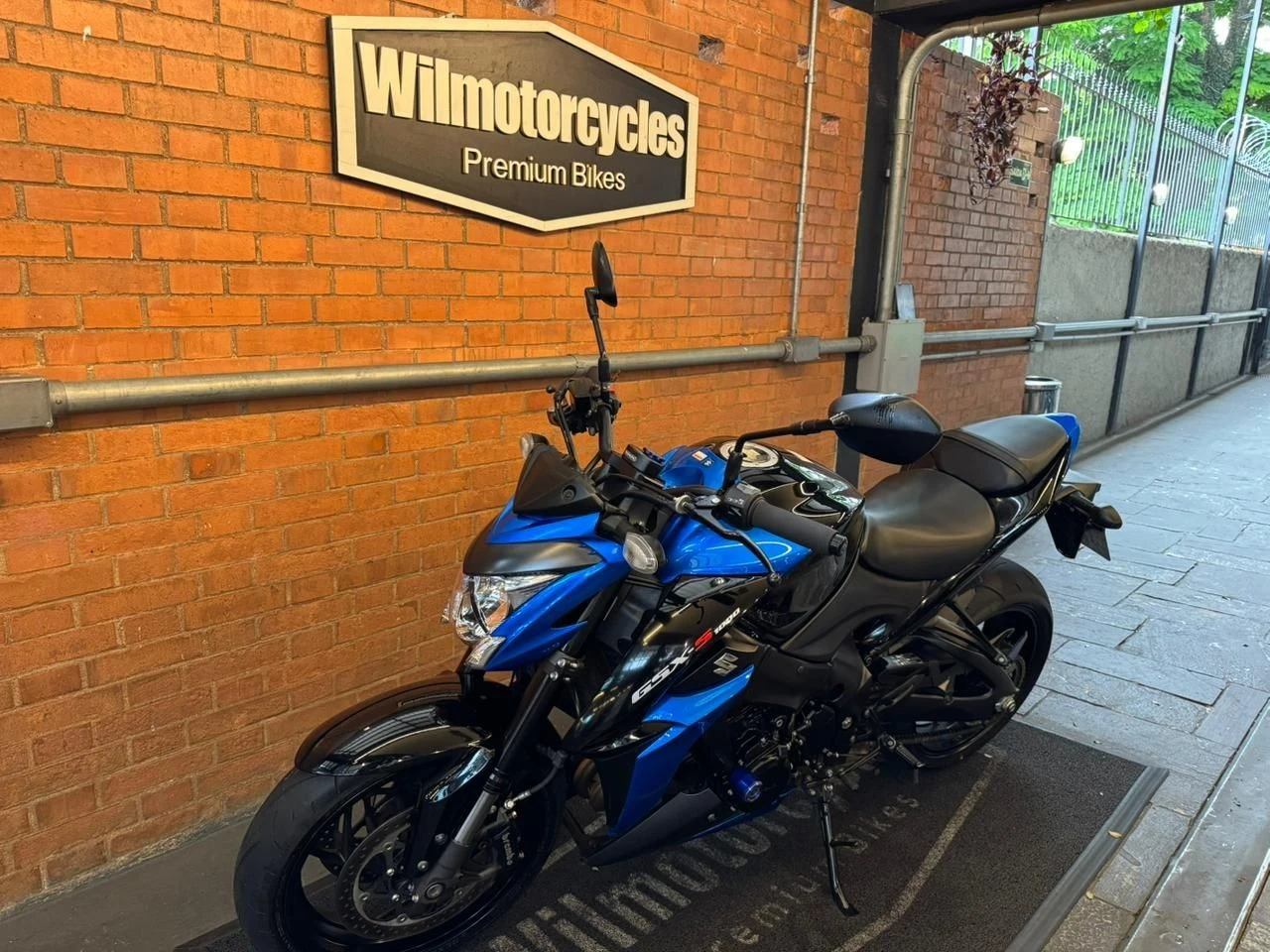 SUZUKI GSX S1000 ABS