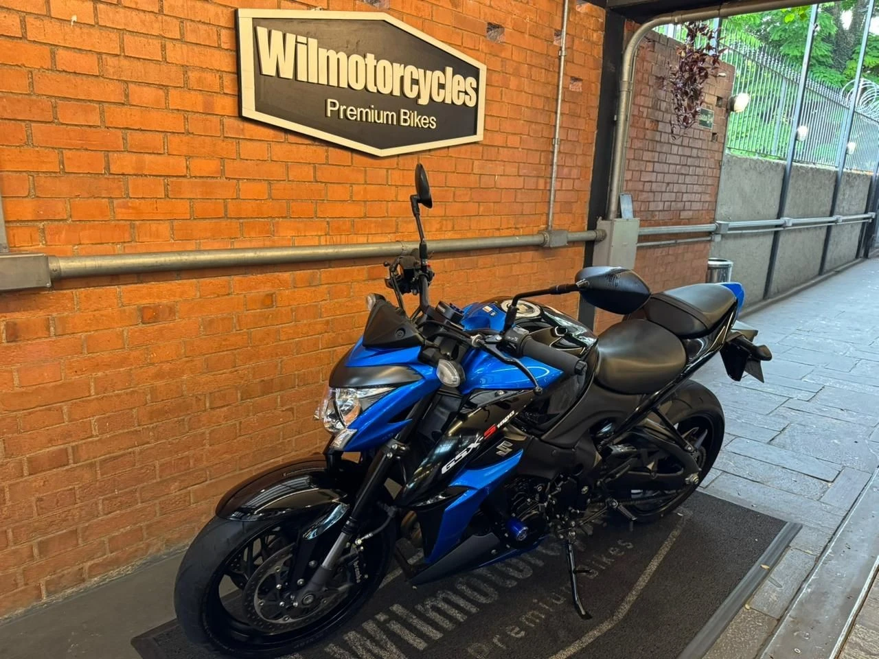 SUZUKI GSX S1000 ABS
