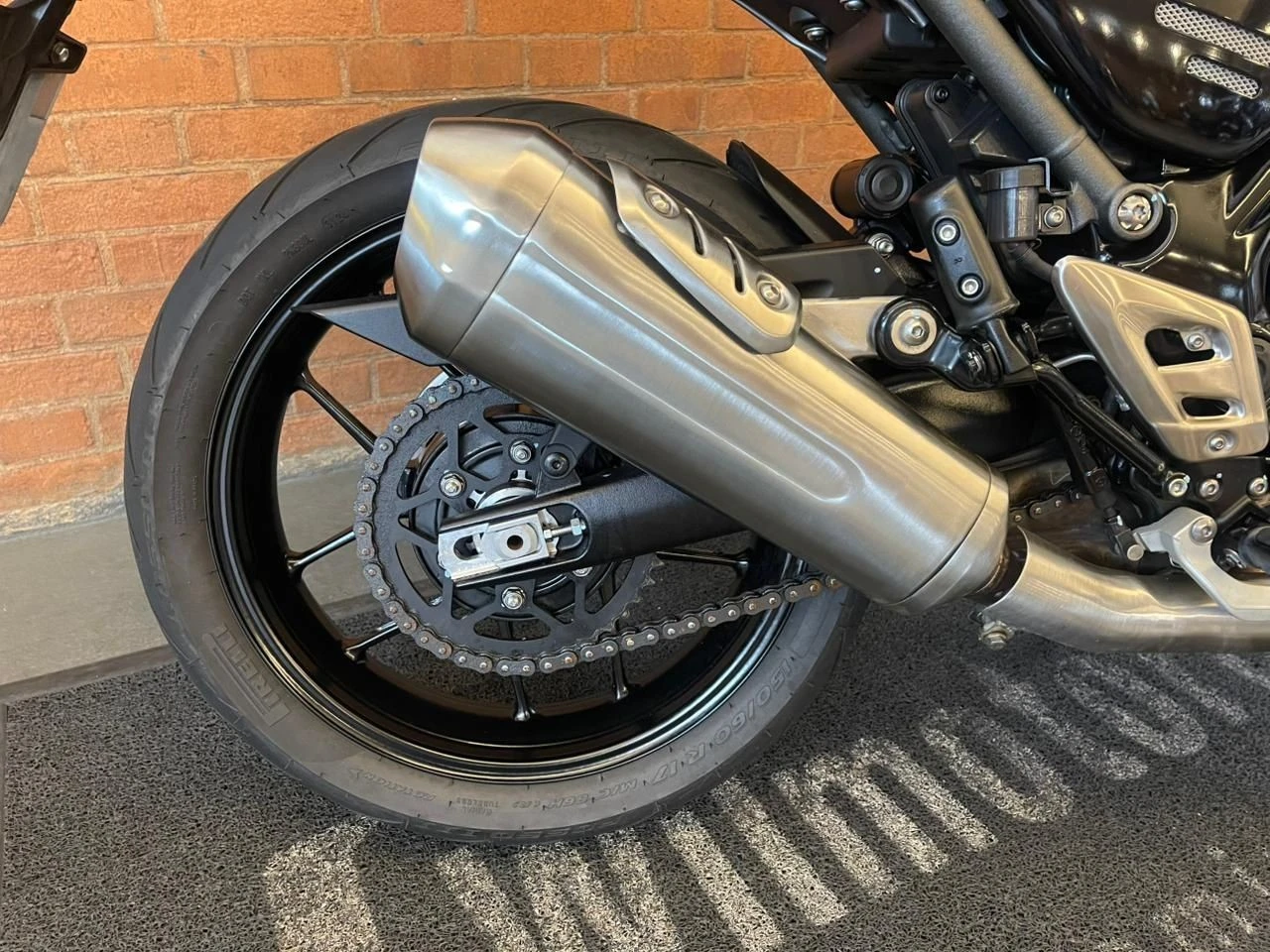 TRIUMPH SPEED 400