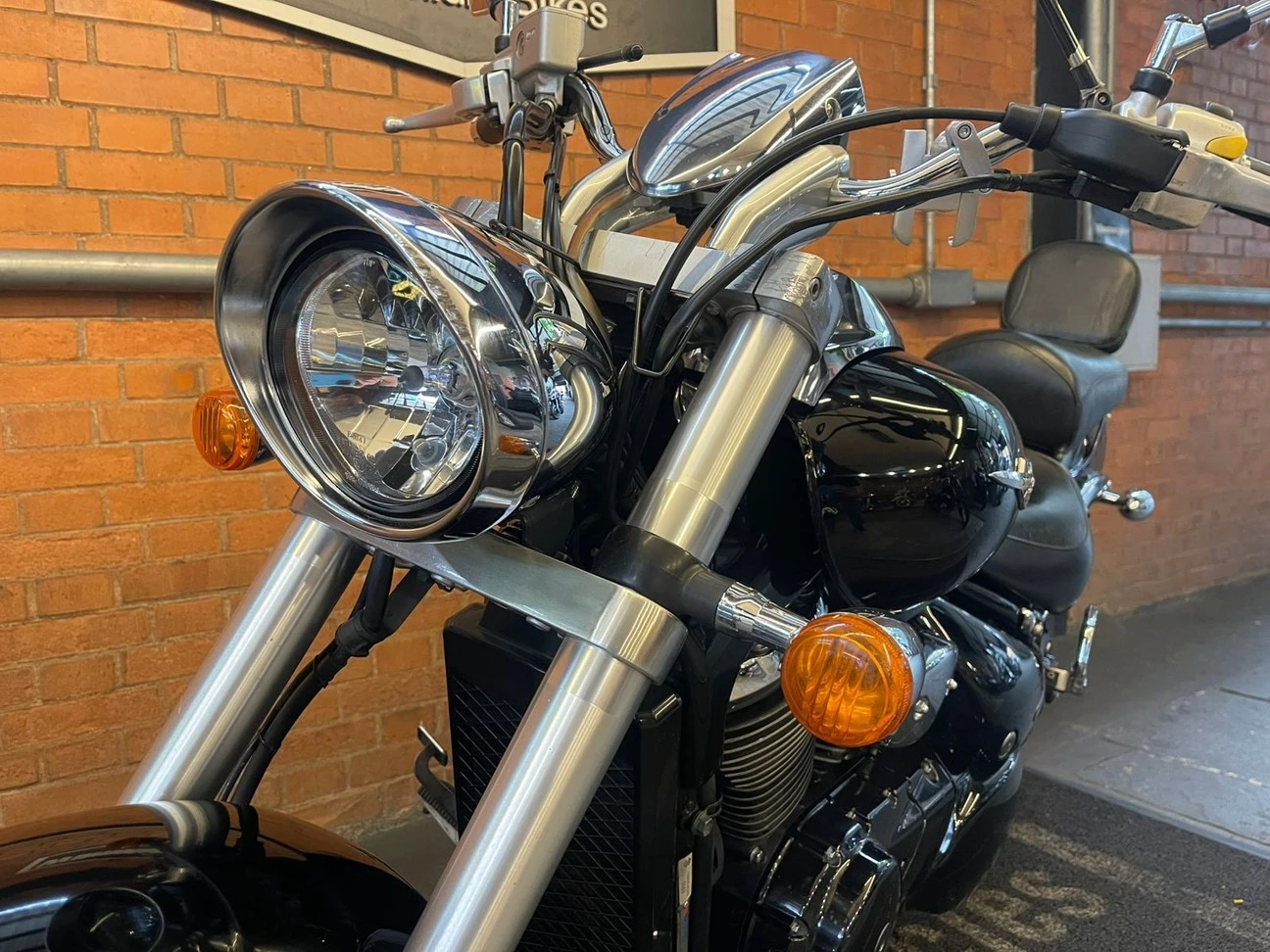 SUZUKI BOULEVARD M800