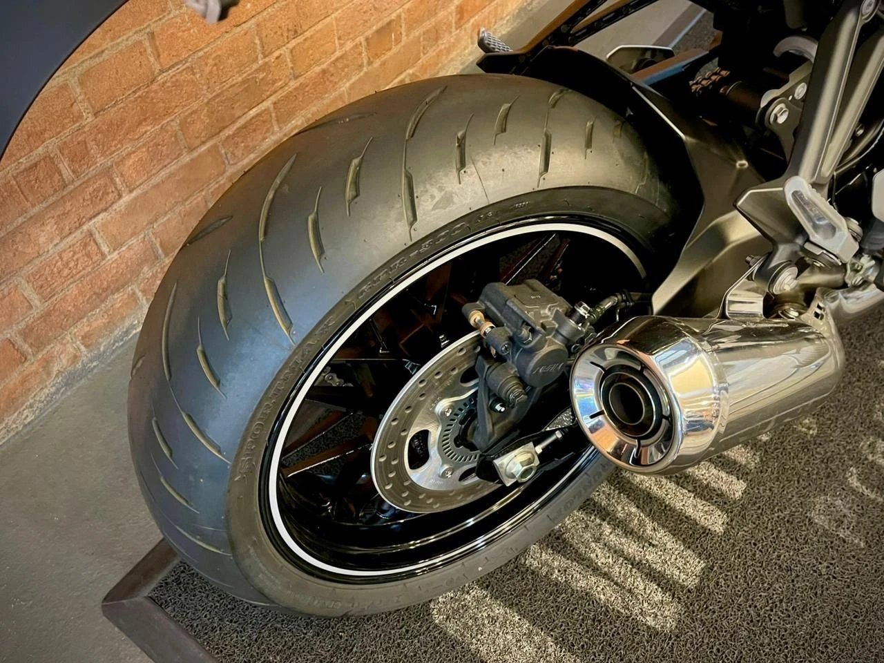 KAWASAKI Z900RS
