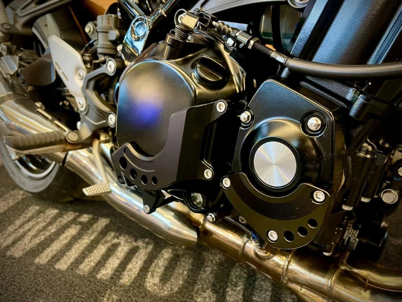 KAWASAKI Z900RS