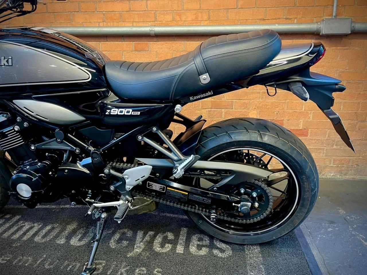KAWASAKI Z900RS