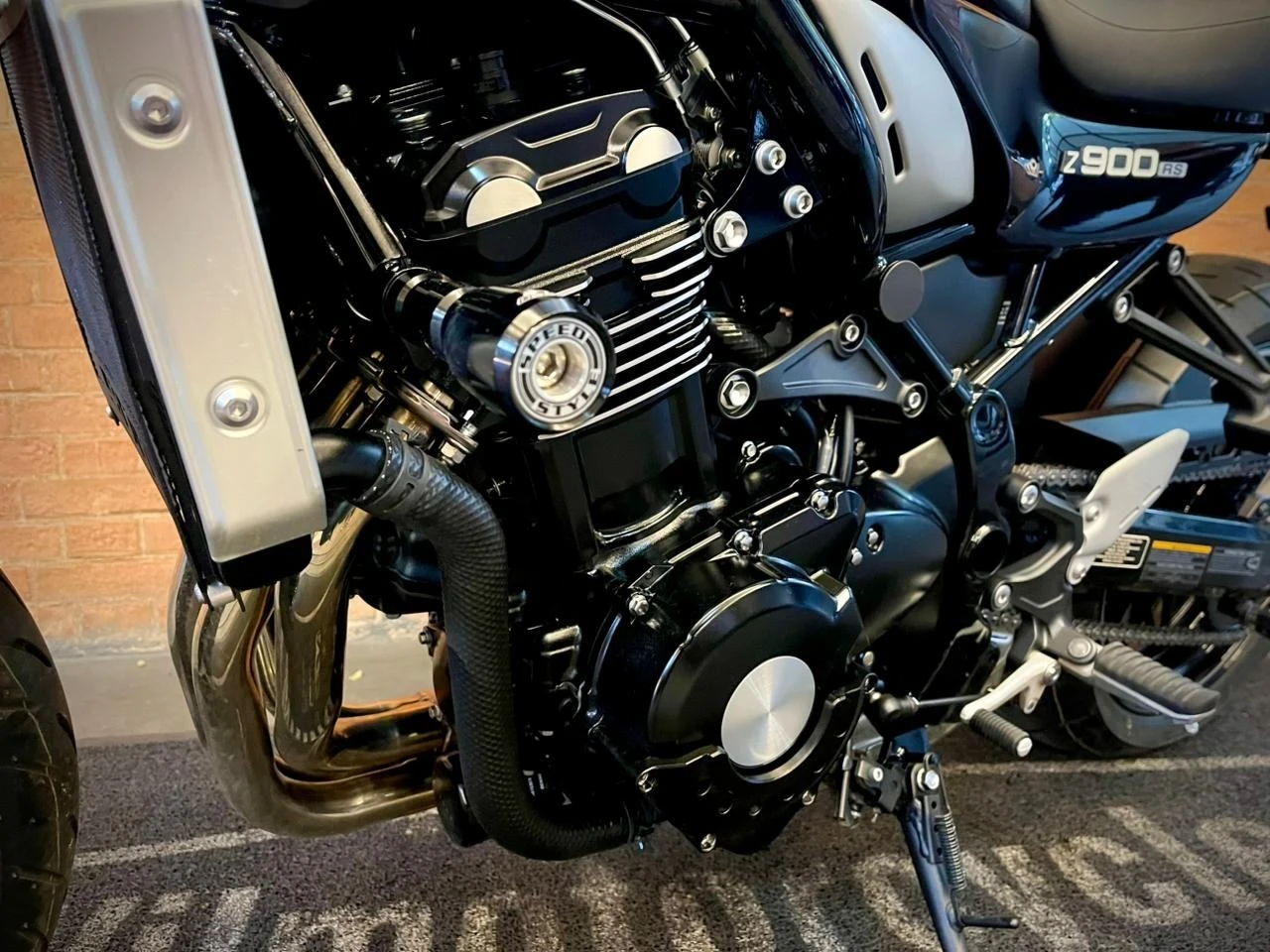 KAWASAKI Z900RS