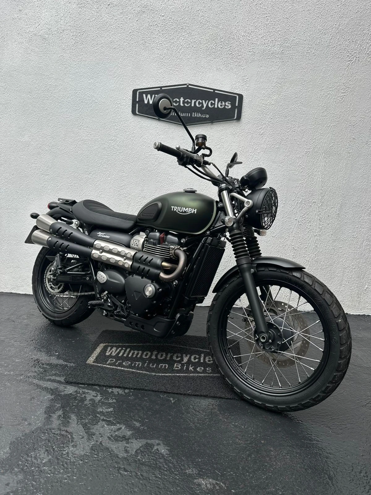 TRIUMPH STREET SCRAMBLER
