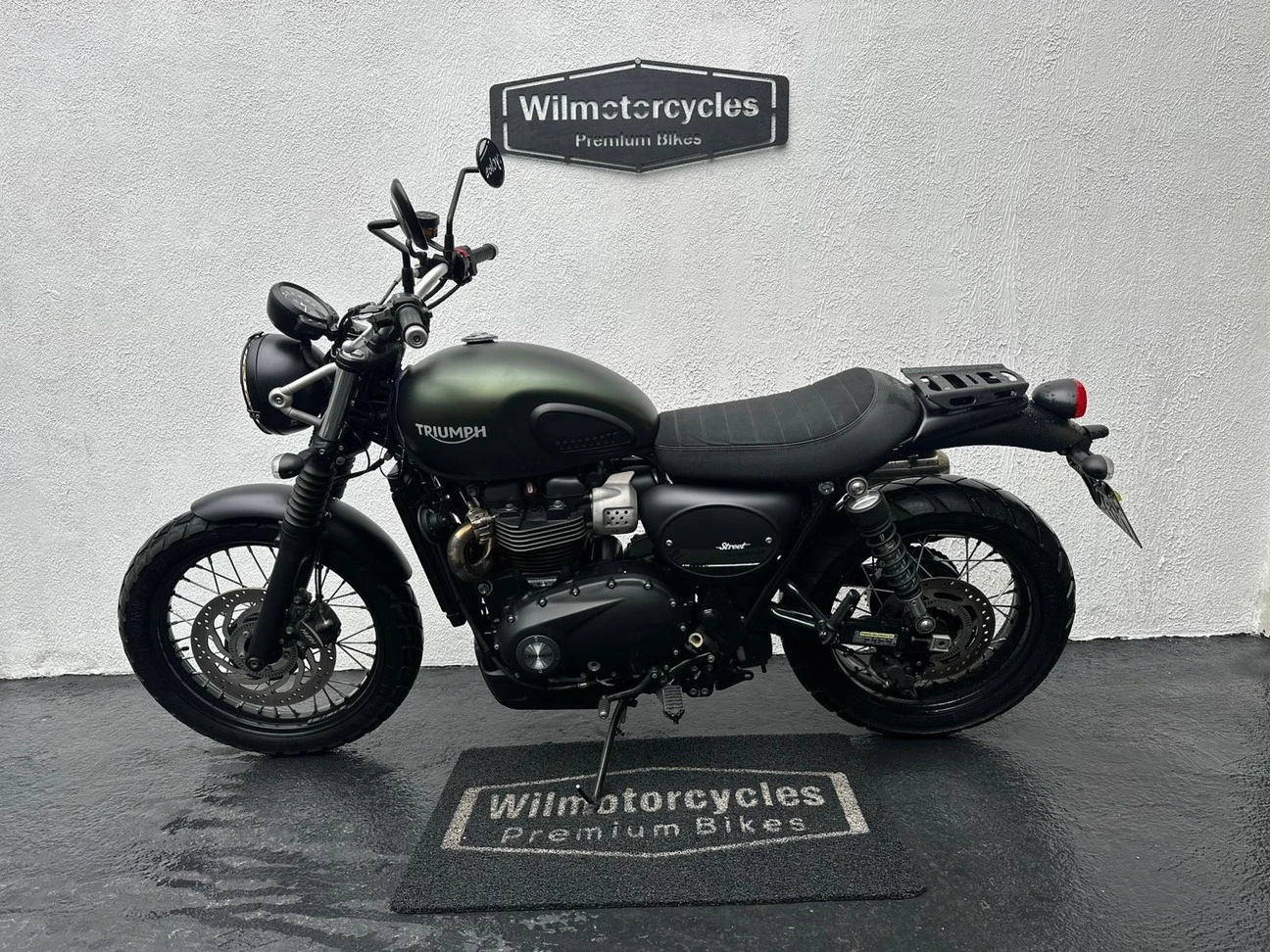 TRIUMPH STREET SCRAMBLER