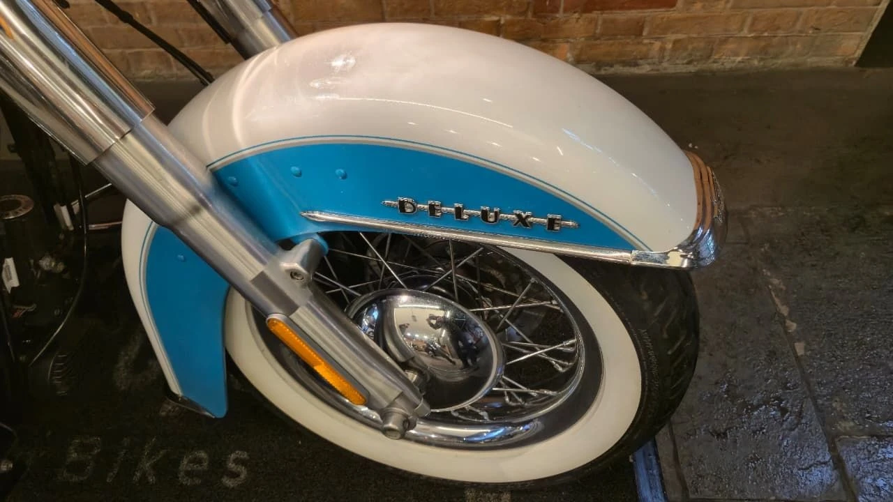 HARLEY-DAVIDSON SOFTAIL DELUXE