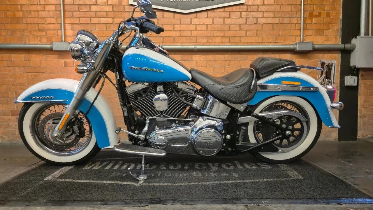 HARLEY-DAVIDSON SOFTAIL DELUXE