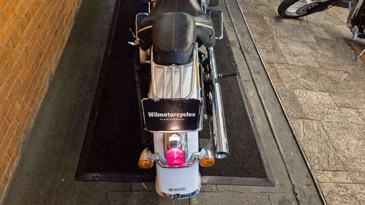 HARLEY-DAVIDSON SOFTAIL DELUXE