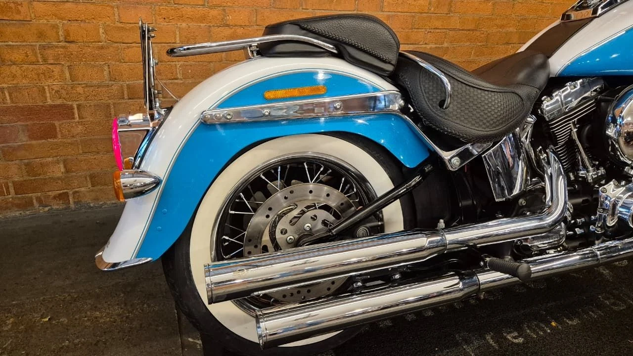 HARLEY-DAVIDSON SOFTAIL DELUXE