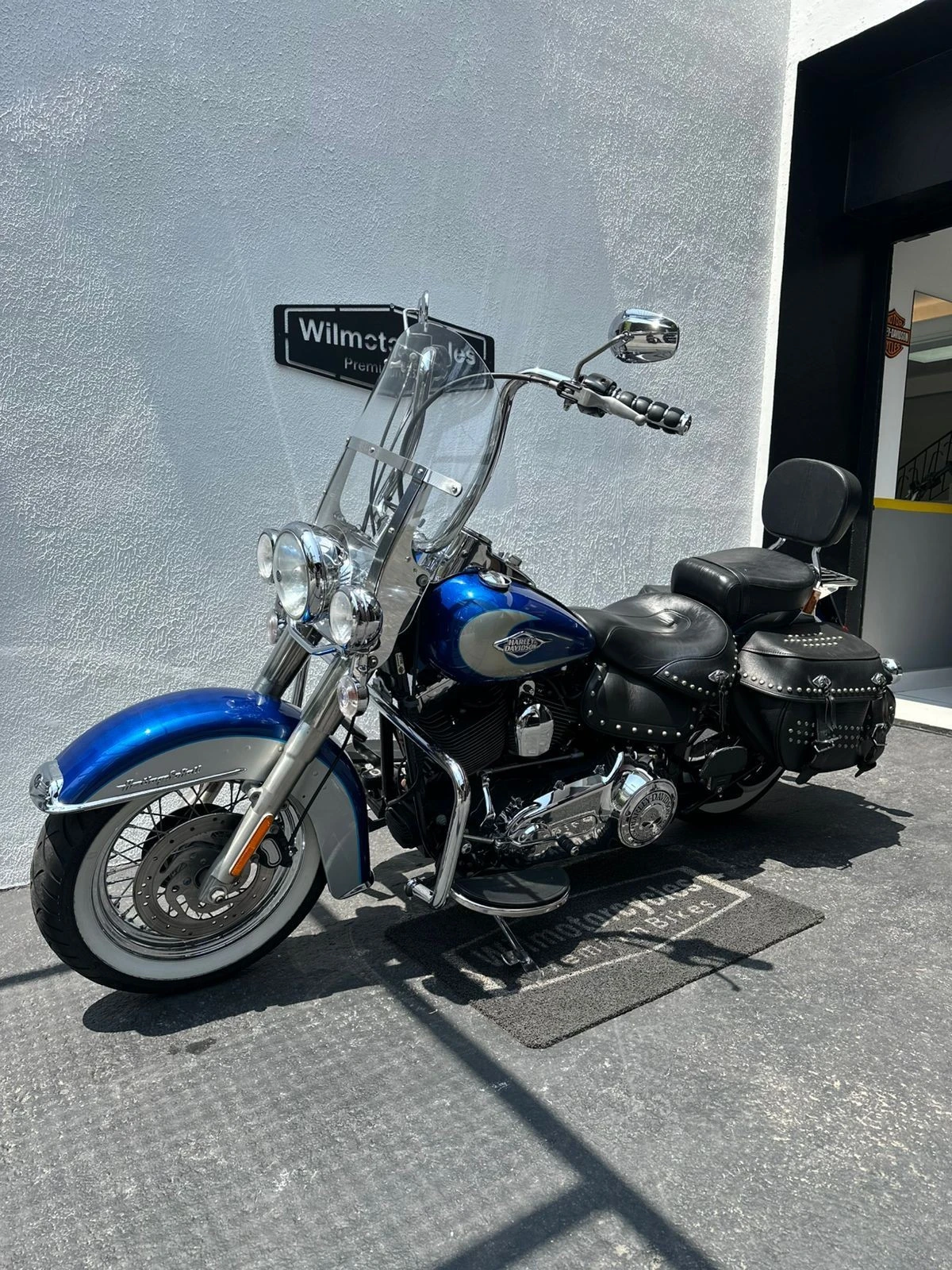 HARLEY-DAVIDSON HERITAGE SOFTAIL CLASSIC
