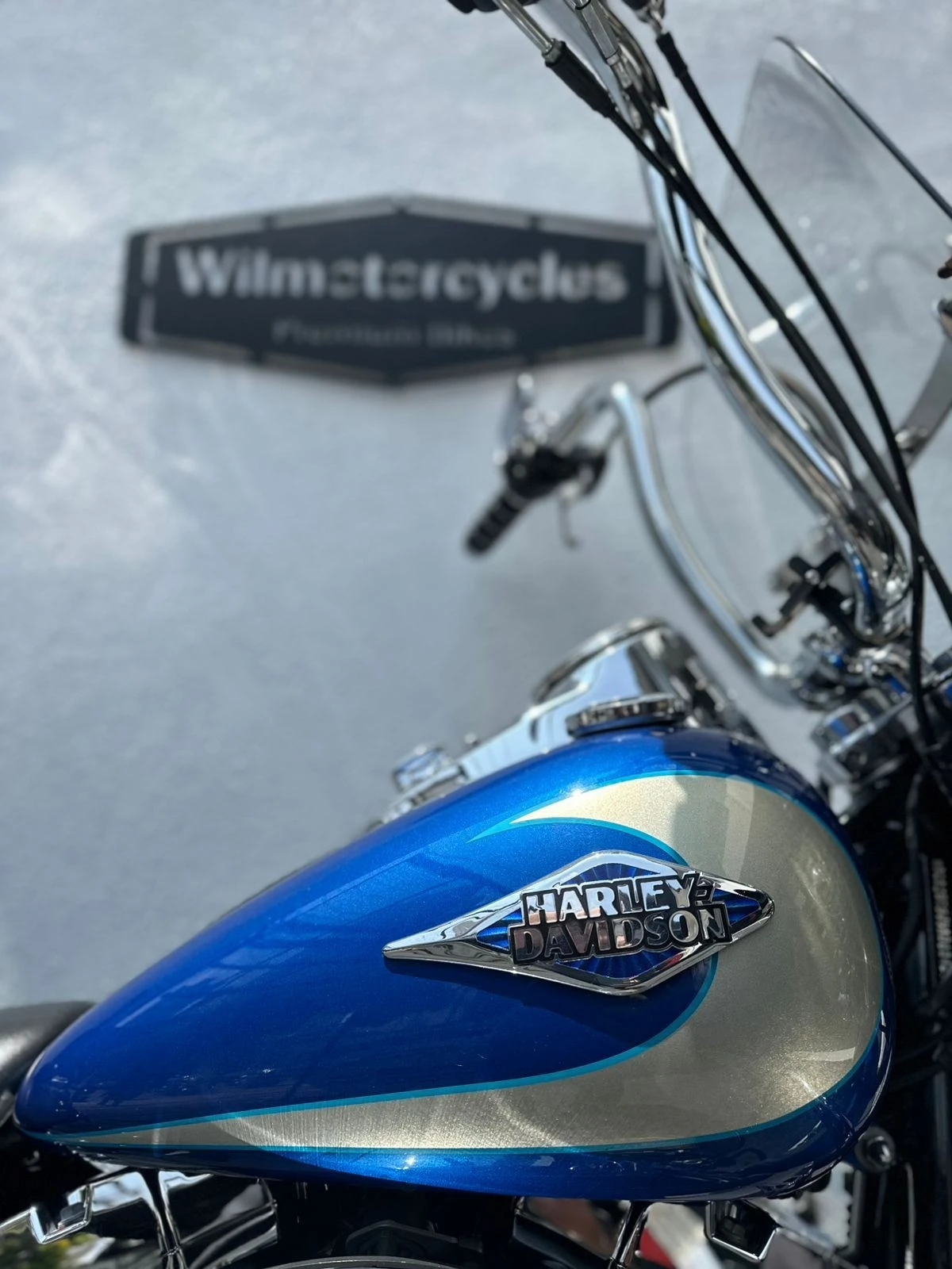 HARLEY-DAVIDSON HERITAGE SOFTAIL CLASSIC