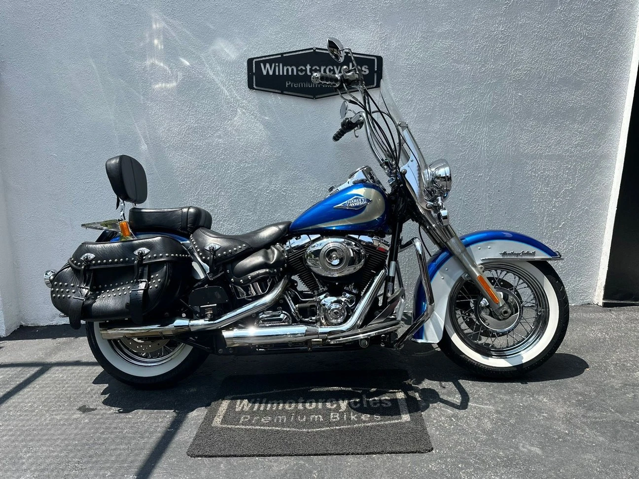 HARLEY-DAVIDSON HERITAGE SOFTAIL CLASSIC