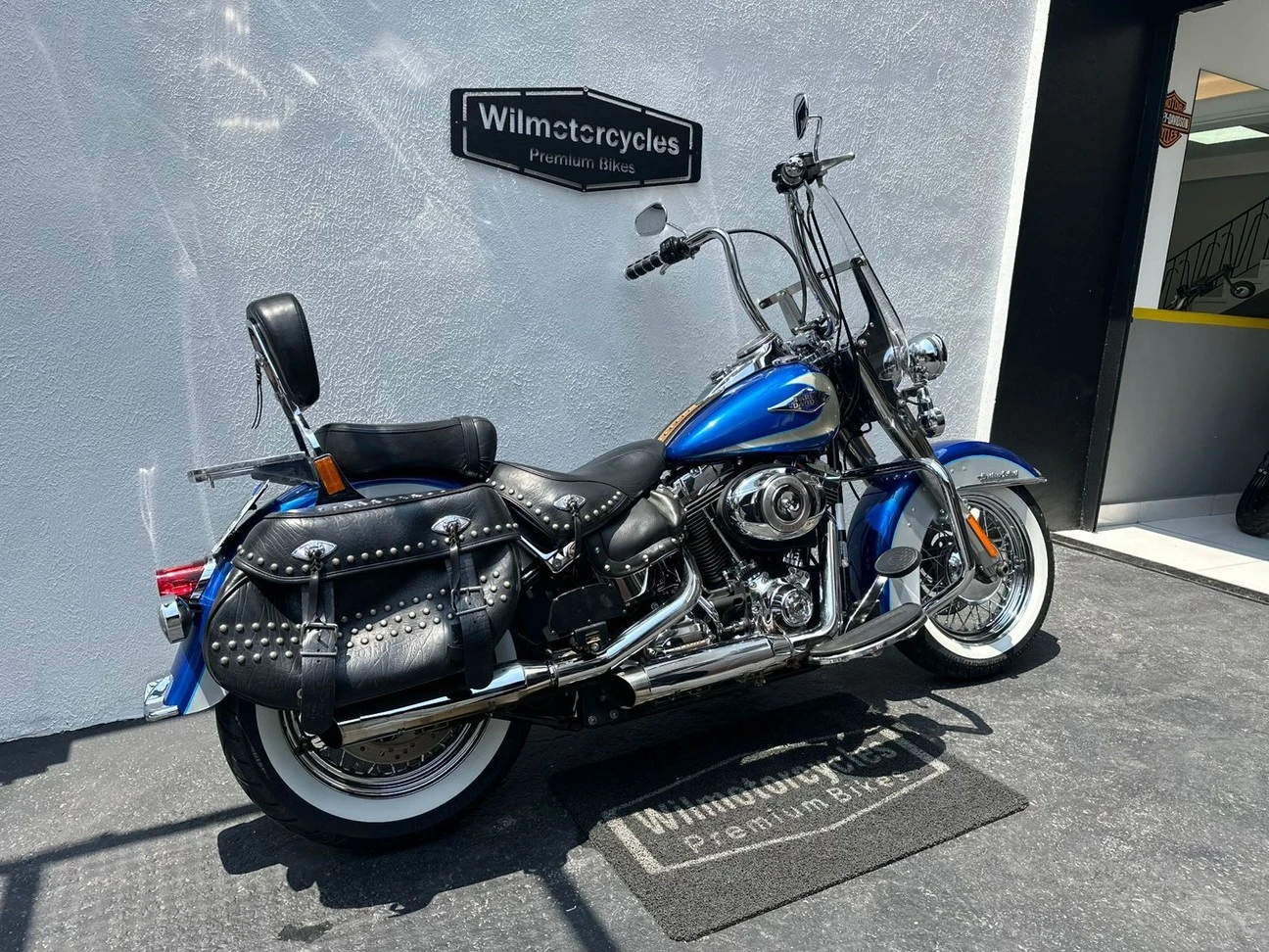 HARLEY-DAVIDSON HERITAGE SOFTAIL CLASSIC