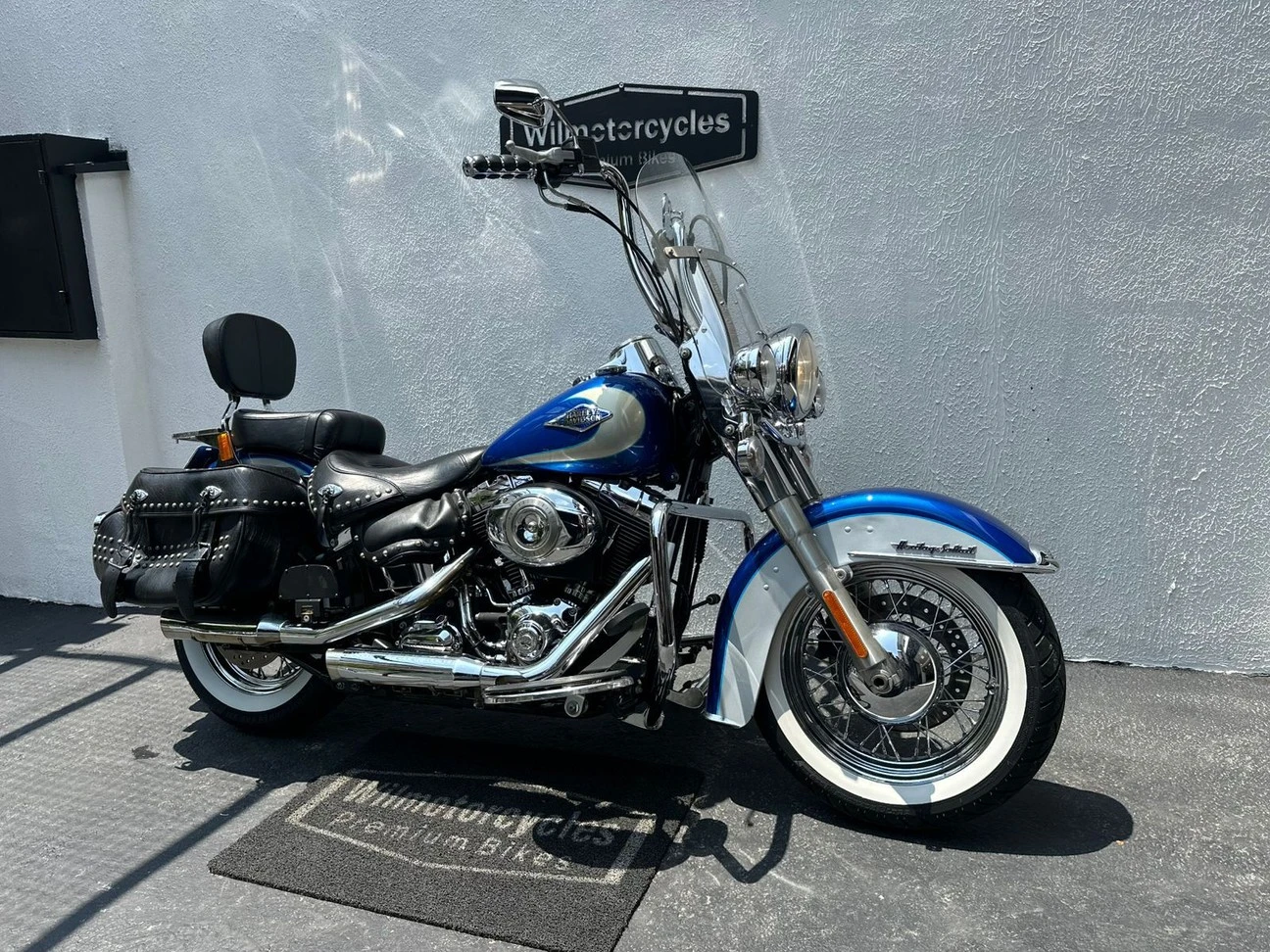 HARLEY-DAVIDSON HERITAGE SOFTAIL CLASSIC
