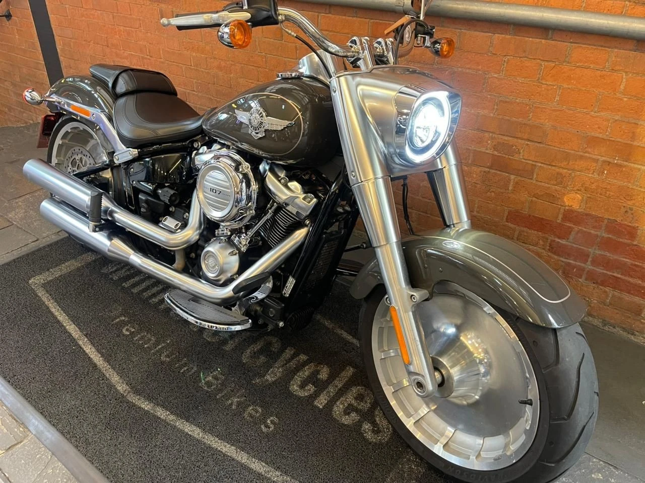 HARLEY-DAVIDSON SOFTAIL FAT BOY