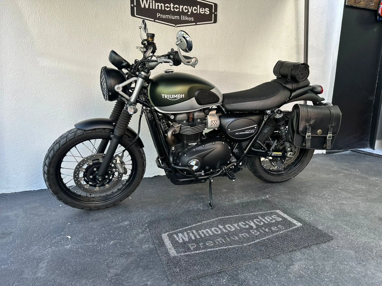 TRIUMPH STREET SCRAMBLER