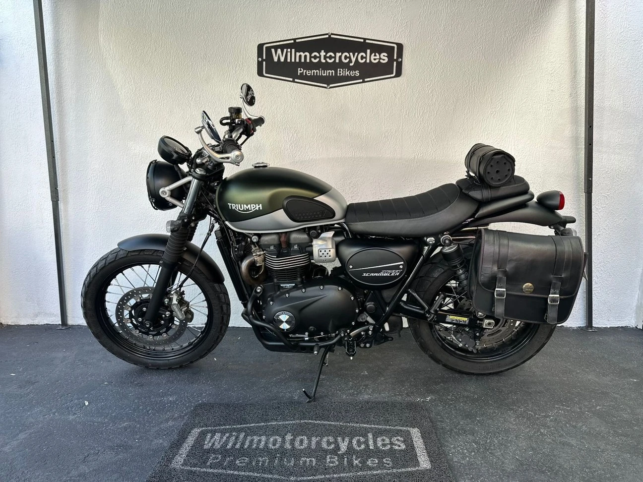 TRIUMPH STREET SCRAMBLER