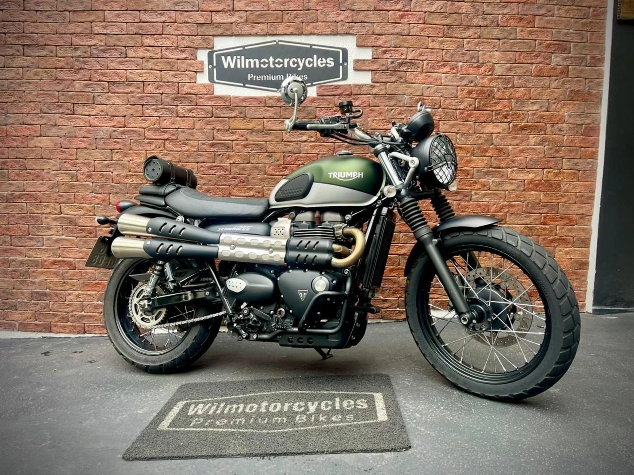 TRIUMPH STREET SCRAMBLER