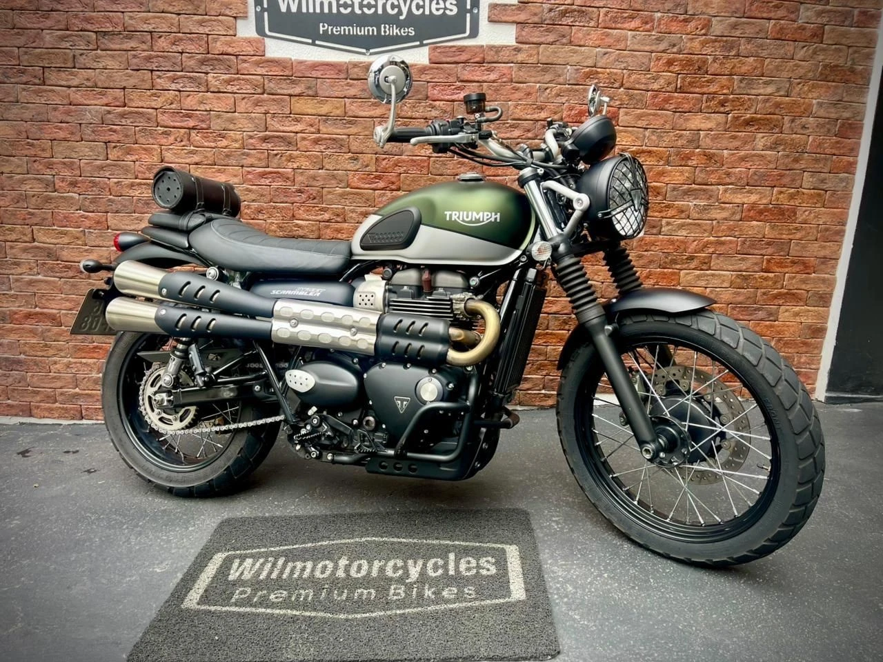TRIUMPH STREET SCRAMBLER