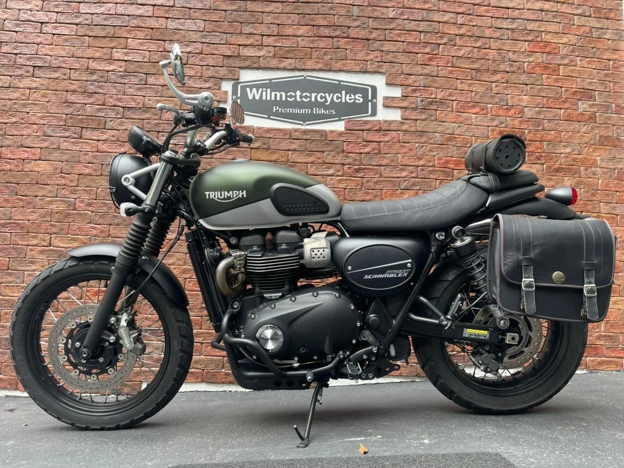 TRIUMPH STREET SCRAMBLER