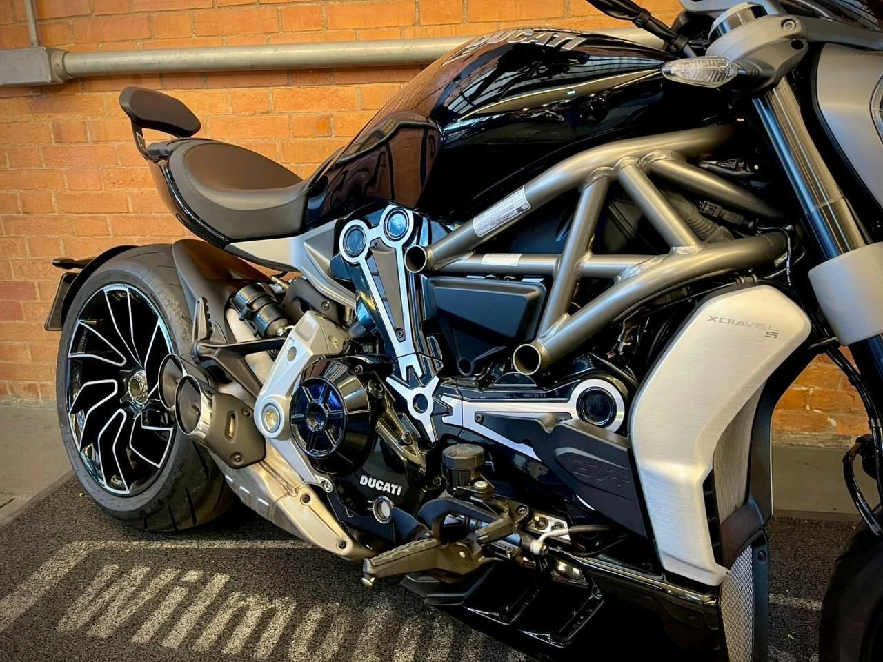 DUCATI XDIAVEL S