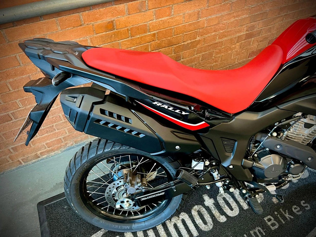 HONDA XRE 300 RALLY