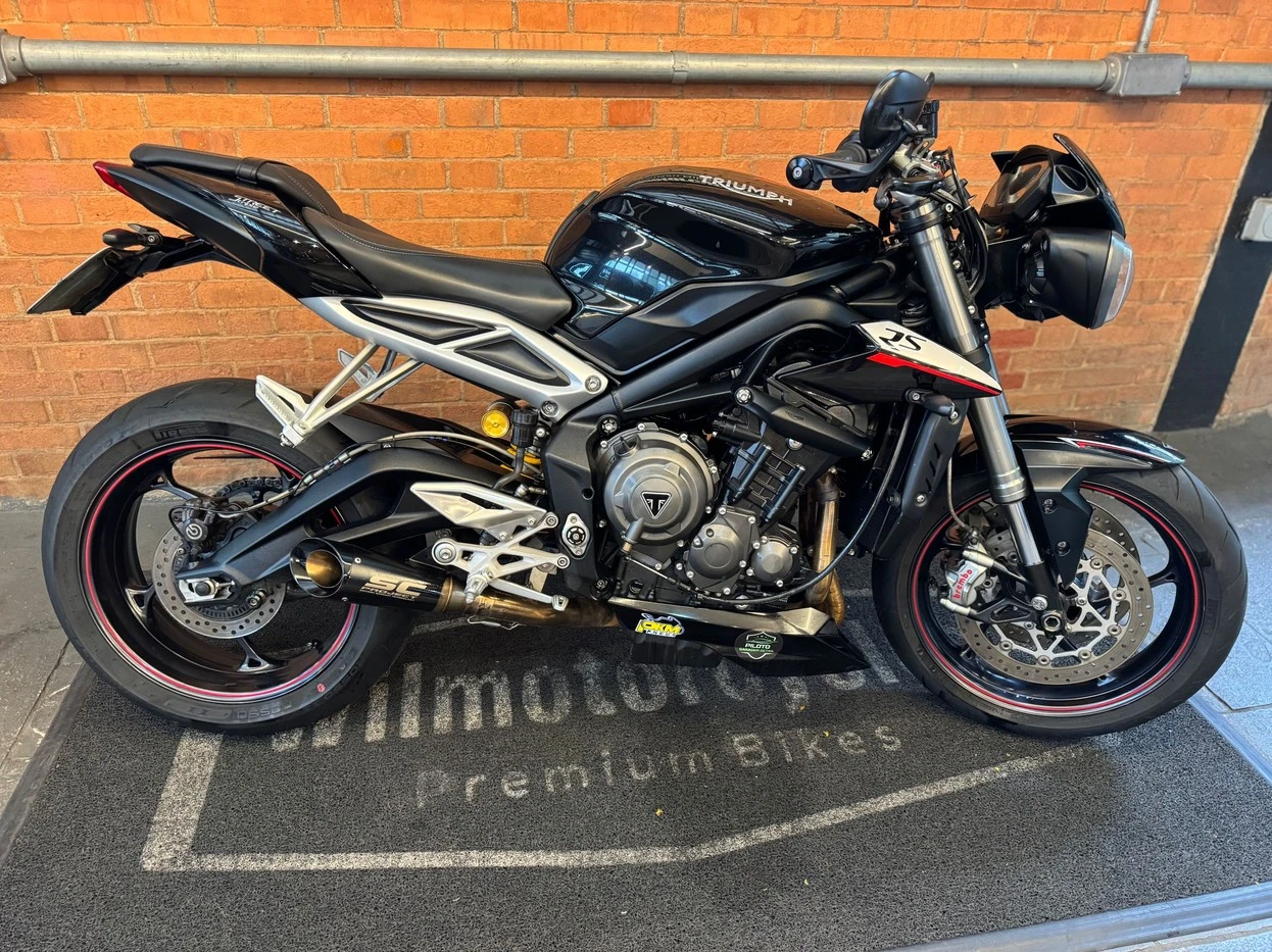 TRIUMPH STREET TRIPLE 765 RS