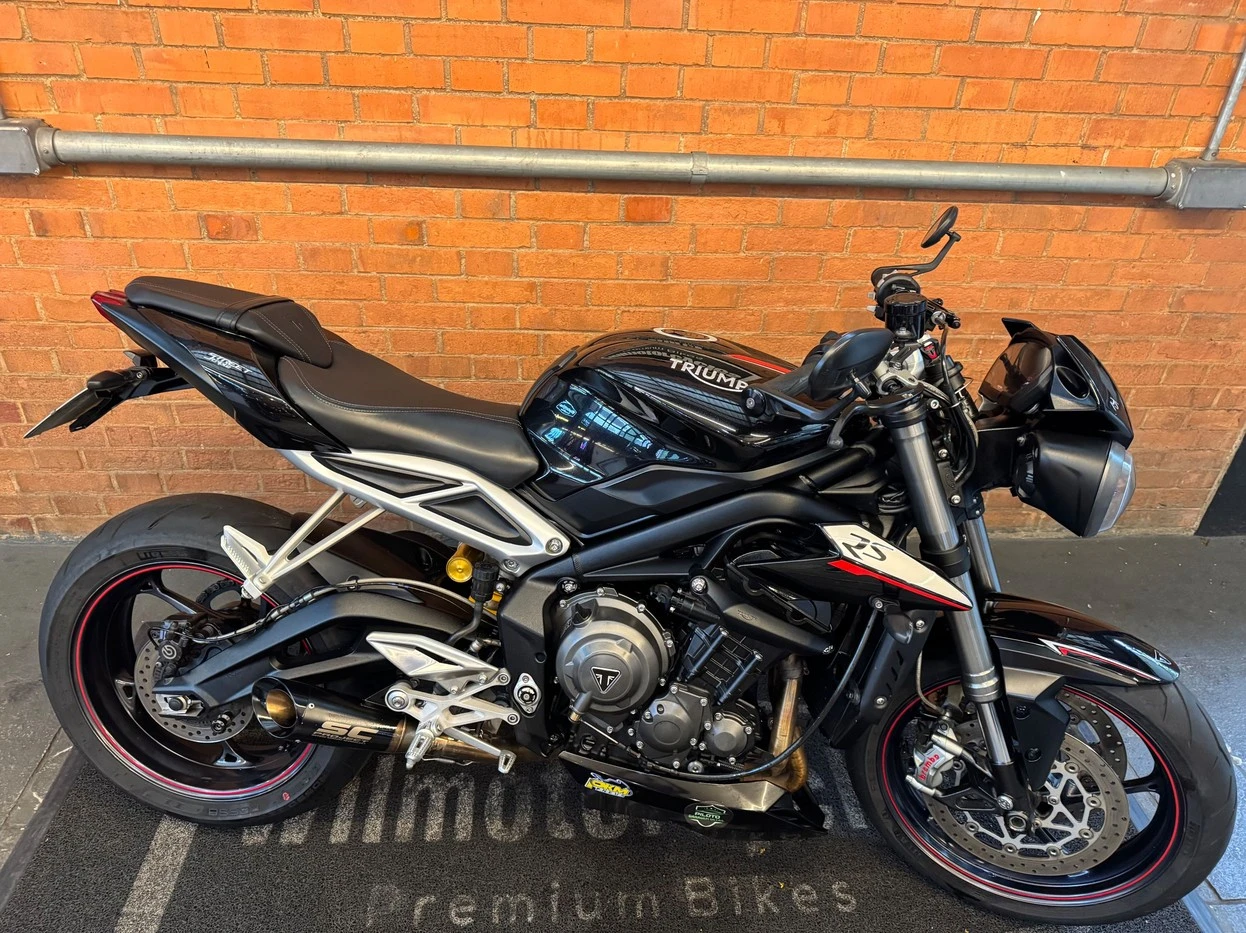 TRIUMPH STREET TRIPLE 765 RS
