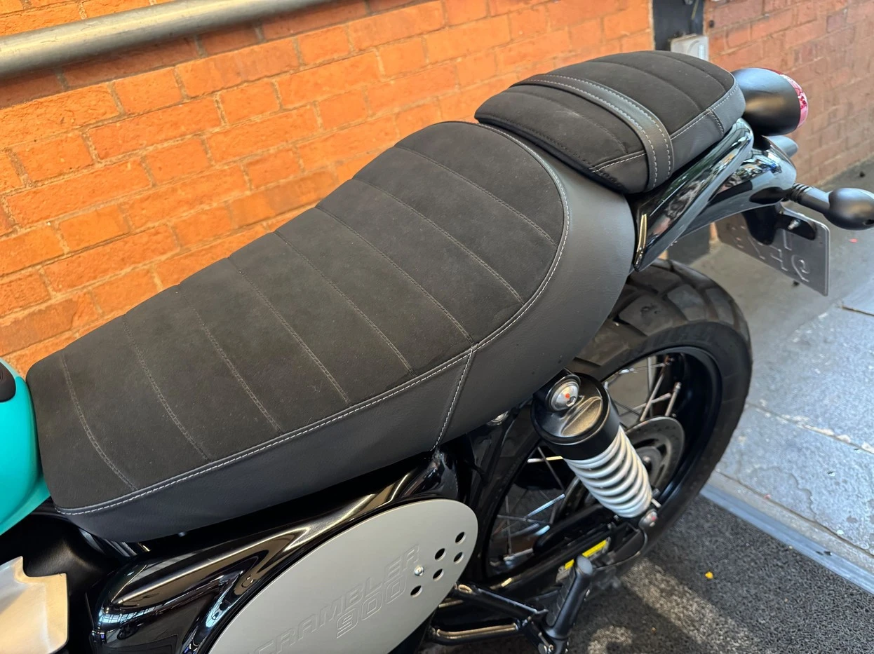 TRIUMPH SCRAMBLER 900