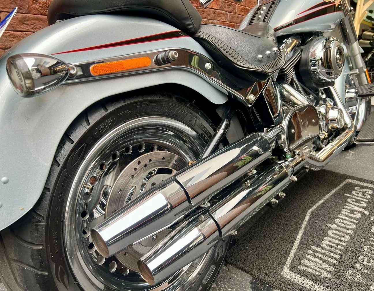 HARLEY-DAVIDSON FAT BOY FLSTF