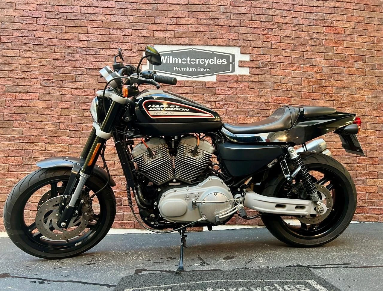 HARLEY-DAVIDSON SPORTSTER XR 1200