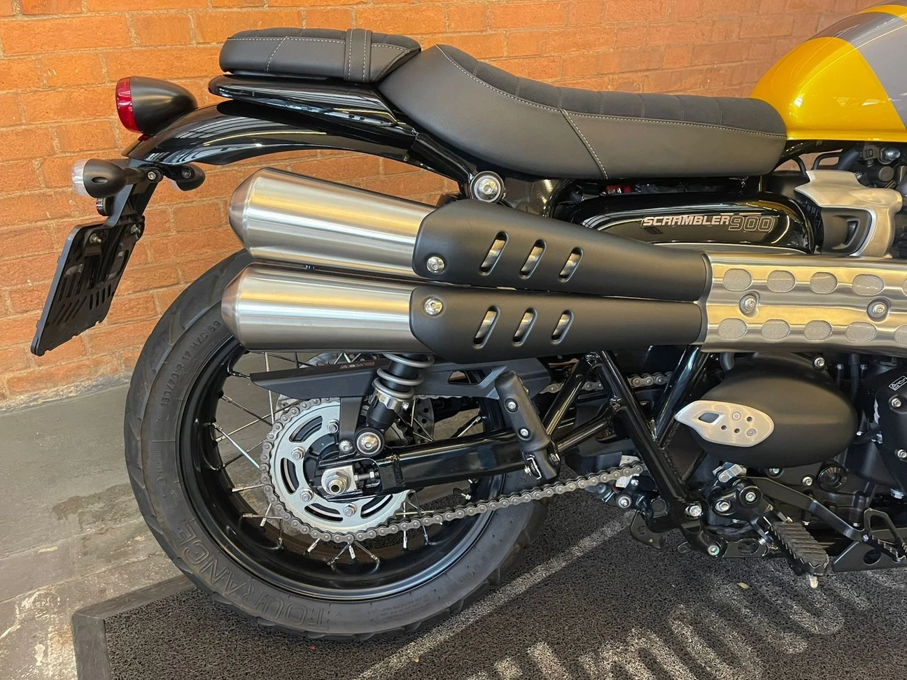 TRIUMPH SCRAMBLER 900