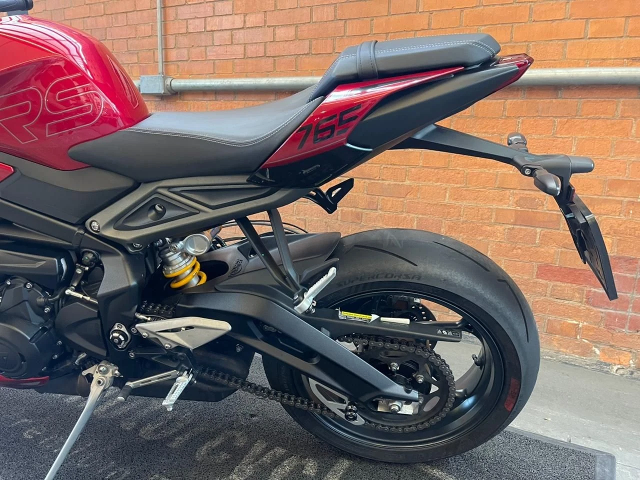 TRIUMPH STREET TRIPLE 765 RS